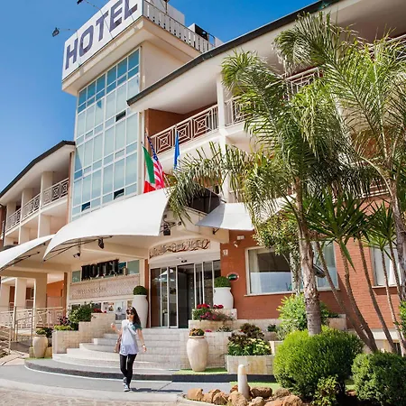 Park & Hotel 3*