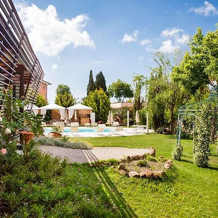 Hotel Park & Ostia Antica